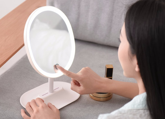 指触LED子母化妆镜 2色不朽情缘电子游